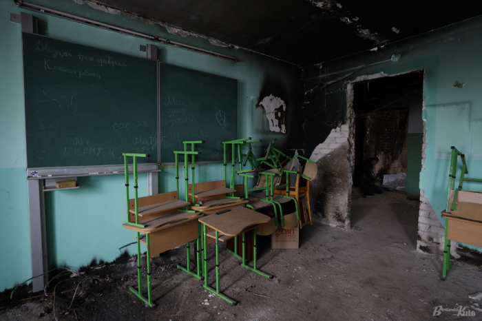Оккупанты разрушили школу под Киевом