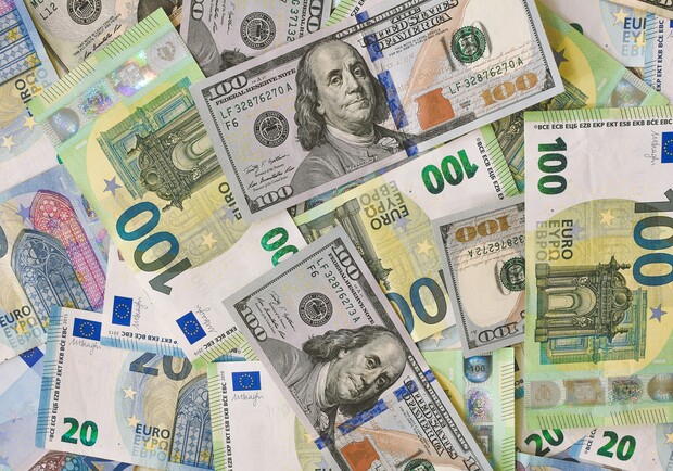 Курс валют в Украине 6 января 2022: сколько стоит доллар и евро. 