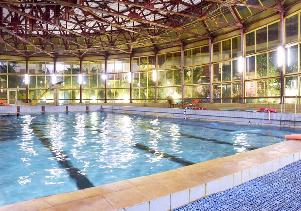 Семінари, корпоративи та спортивні збори у санаторії "Хвиля" з басейном. 