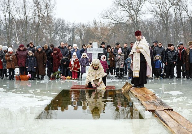 Городские власти Киева призывают отказаться от массовых мероприятий на Крещение. 