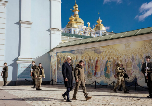 Стало известно, как организовывали визит Байдена в Украину. 