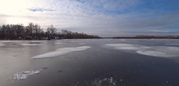 
В Киеве прогремят взрывы, будут подрывать лед на реке. По Украине – воздушная тревога 