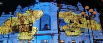 Художник из Швейцарии подсветил известные здания в Киеве: фото