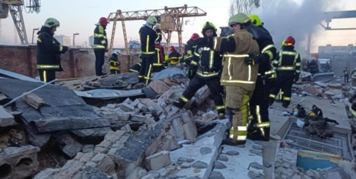 Взрыв на бывшем заводе в Дарницком районе Киева