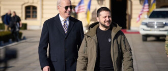 Приезд "барина" и "демонстративное унижение": как в РФ отреагировали на визит Байдена в Киев