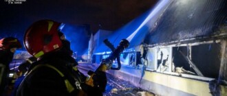 В Киеве на СТО произошел масштабный пожар - ФОТО