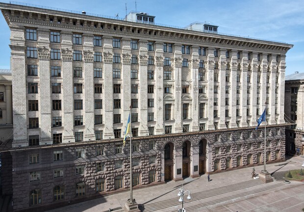 В Киеве планируется переименовать площадь Льва Толстого. 
