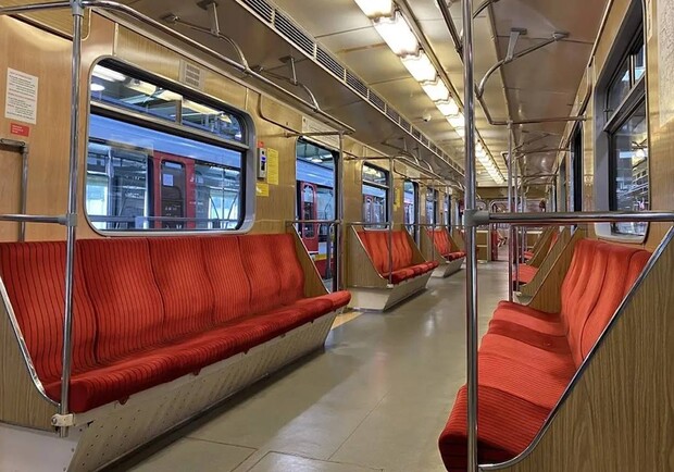 В марте в киевском метро должны появиться вагоны с непривычным дизайном. 