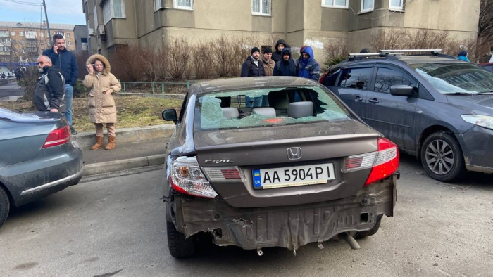 Жители Святошинского района Киева рассказали подробности утреннего обстрела.