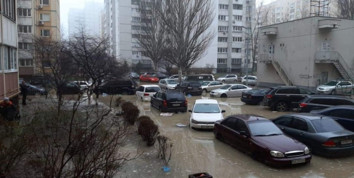 Киев, потоп, автомобили