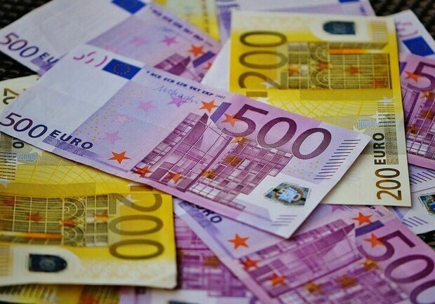 Курс валют в Украине 20 марта 2023: сколько стоит доллар и евро. 