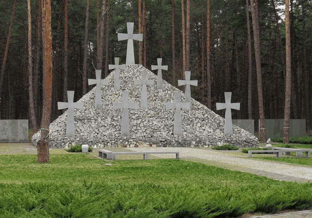 Начата процедура создания главного военного кладбища на окраине Киева. 