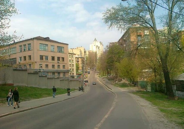 В Киеве почти на два месяца ограничат движение на одной из улиц. 