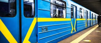 В Киеве станция метро "Минская" возобновляет работу на два выхода