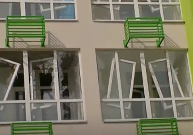 Последствия ночной атаки дронами в Шевченковском районе Киева. 