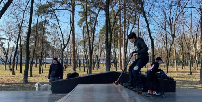 парк Партизанской славы, драка в скейтпарке Киев, скейтпарки Киев