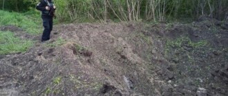 В Киевской области обнаружили воронку от российской ракеты: последствия ночной атаки