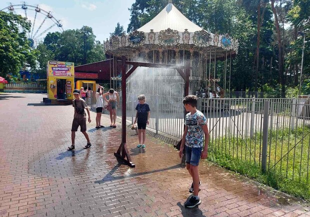 В Киеве установят рамки-распылители на 18 локациях: адреса -