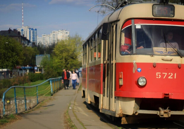 В Киеве на полгода закроют движение трамваев №14 и №15: почему и чем заменят. 