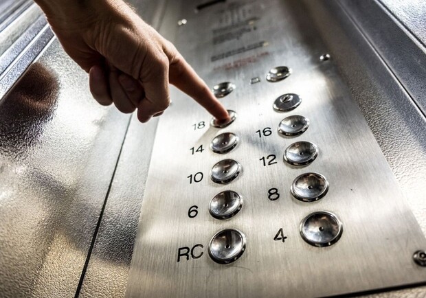 В Киеве разворовали более миллиона гривен на ремонте лифтов - 