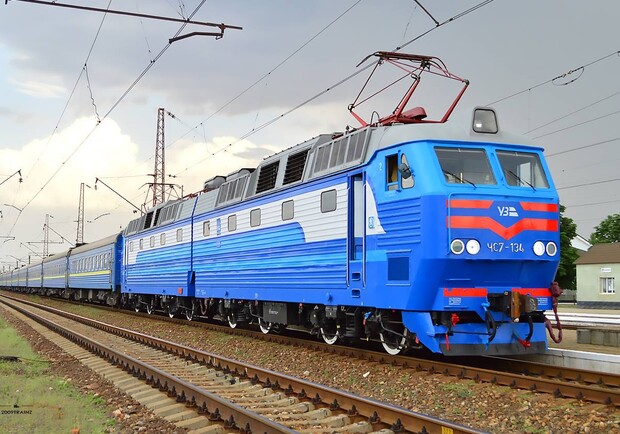 "Укрзалізниця" запустила дополнительные рейсы поездов между Киевом и Львовом на 28, 30 и 31 июля - 