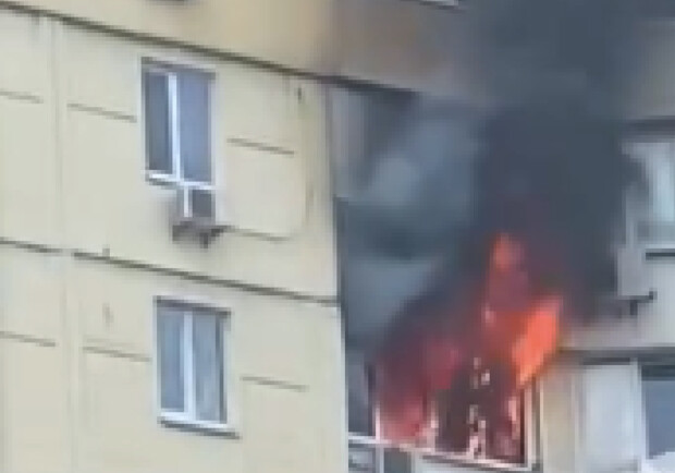 В Киеве произошел пожар в Соломенском районе: погиб человек - 