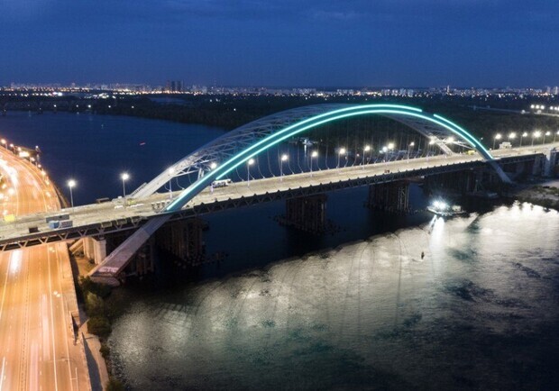 В сентябре уже могут открыть Подольско-Воскресенский мост через Днепр. 