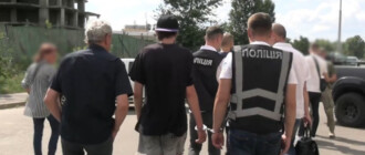 В Киеве задержали переселенца, который поджег 12 автомобилей военных (фото, видео)