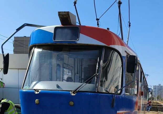 В Киеве на Троещине трамвай насмерть сбил женщину - 