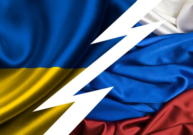 Получи ответ: можно ли в Украине писать "Россия" с маленькой буквы - 