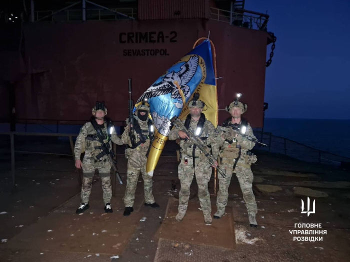 Украинские военные вернули под контроль "вышки Бойко" в Черном море -