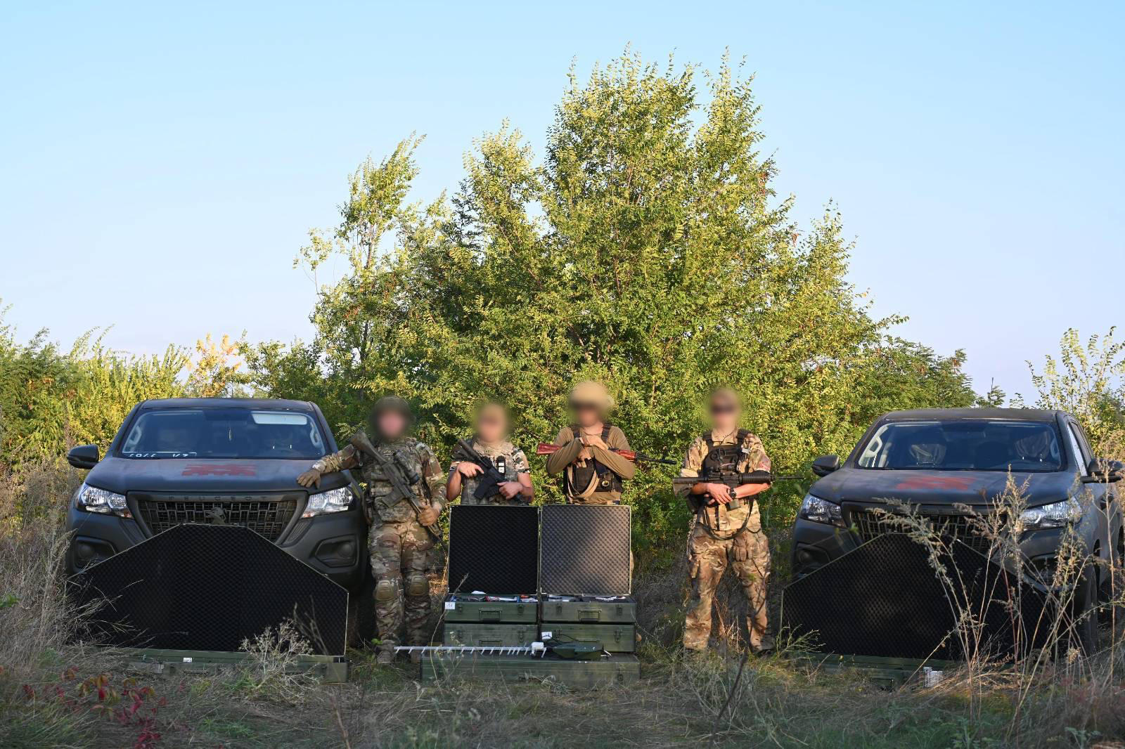 Нові пікапи та дрони, які FAVBET передали ударним ротам БпЛА, допомагають виконувати бойові місії на фронті