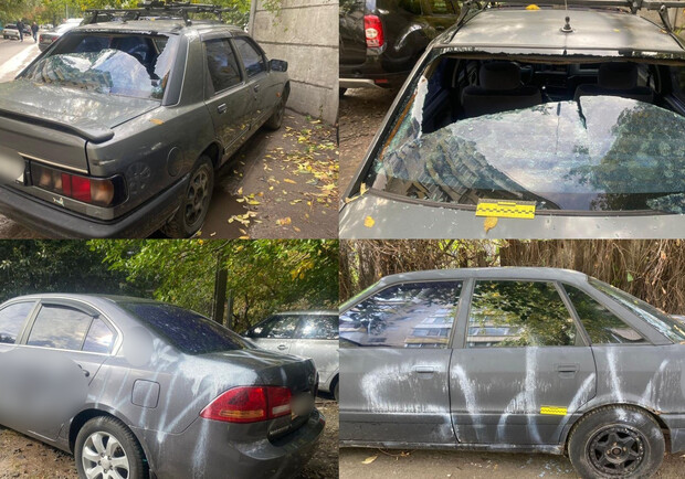 В Киеве повредили 8 автомобилей на Оболони: обрисовали и выбили окна - 