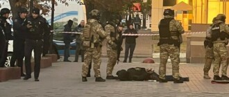 В Киеве вооруженный мужчина стрелял и пытался захватить бизнес-центр