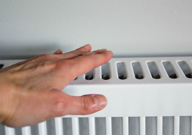 В Киеве начали включать отопление: когда станет тепло в домах 
