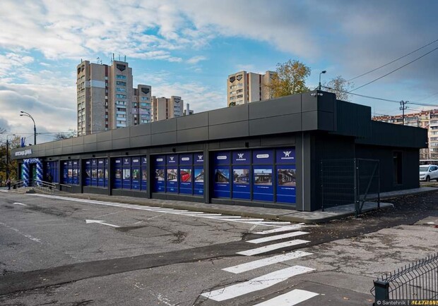 В Киеве открыли обновленную автостанцию "Дачная". 