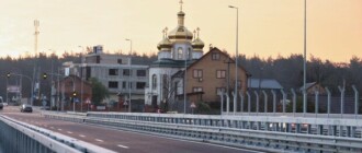 В Киевской области открыли для транспорта мост через реку Ирпень