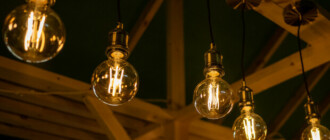 Киевская область получила от благотворителей 750 тысяч энергосберегающих лампочек
