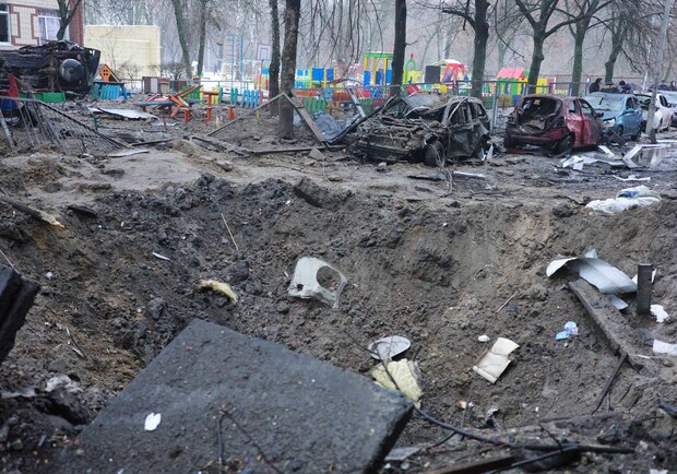 Кличко рассказал о пострадавшей больнице и многоэтажном доме в Днепровском районе - фото