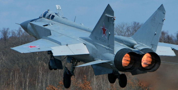 Самолет, МиГ-31, война РФ против Украины, российское вторжение, ВС РФ, взрывы в Киеве