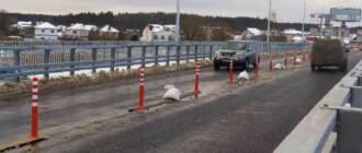 На трассе Киев - Ковель у Гостомеля восстановили разрушенный мост через Ирпень