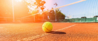 Различные типы кортов в теннисе: грунтовые, травяные, хардовые
