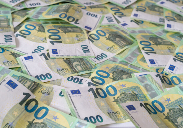Курс валют в Украине 22 февраля 2024: сколько стоит доллар и евро. 