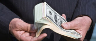 Курс валют в Украине 17 февраля 2024: сколько стоит доллар и евро