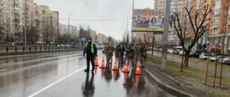 В Киеве на Оболони ищут российские ДРГ: установили мобильные блокпосты (фото)