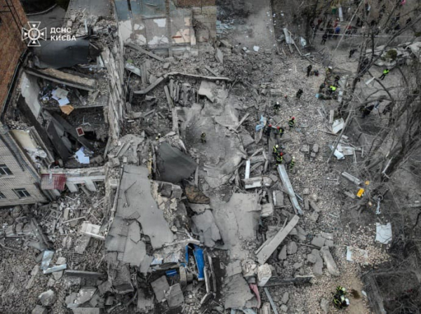 Кличко показав зруйнований корпус академії в центрі Києва