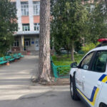 Хвиля псевдомінувань на Київщині: учнів трьох шкіл Бучі довелося евакуювати
