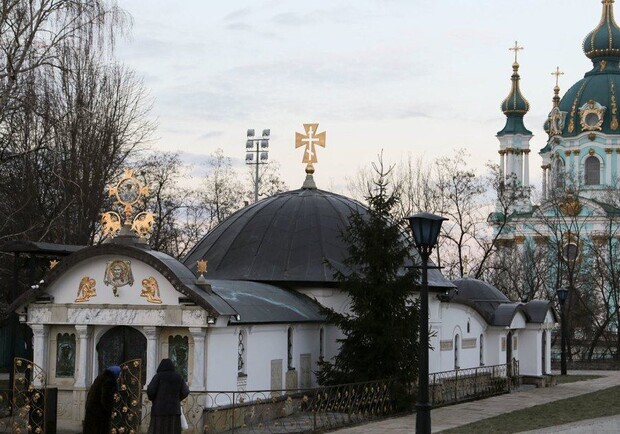 Собраны деньги на снос храма-МАФа возле Десятинной церкви, а волонтеры готовы разобрать его бесплатно. 