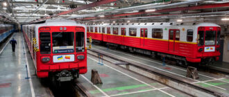 Новые полученные в Польше вагоны метро начали ездить по "зеленой" ветке