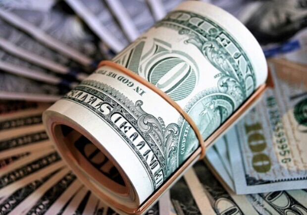 Курс валют в Украине 14 апреля 2024: сколько стоит доллар и евро. 